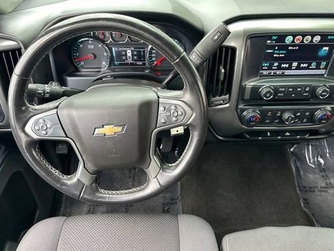 Used 2018 Chevrolet Silverado 1500 LT w/ All Star Edition image 16