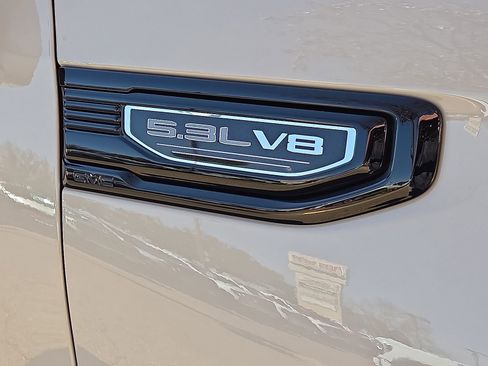 New 2026 GMC Sierra 1500 Pro w/ Graphite Edition image 7