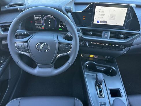 New 2026 Lexus UX 300h FWD image 14