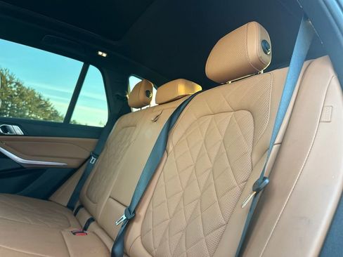 Certified 2024 BMW X5 xDrive40i w/ Premium Package image 17