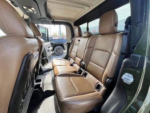 Used 2022 Jeep Gladiator Rubicon w/ LED Lighting Group image 11