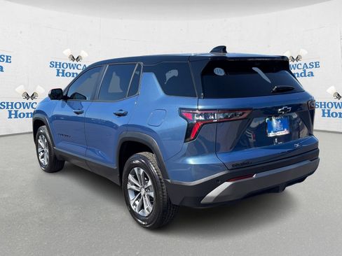 Used 2026 Chevrolet Equinox LT w/ Safety and Technology Package image 5