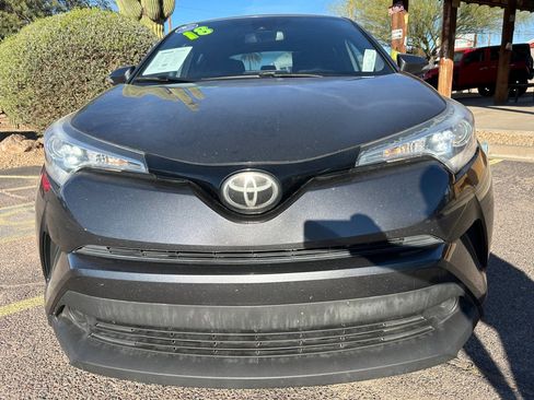 Used 2018 Toyota C-HR XLE image 9