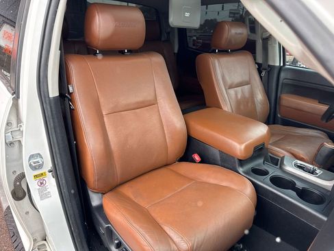 Used 2012 Toyota Tundra Limited image 19