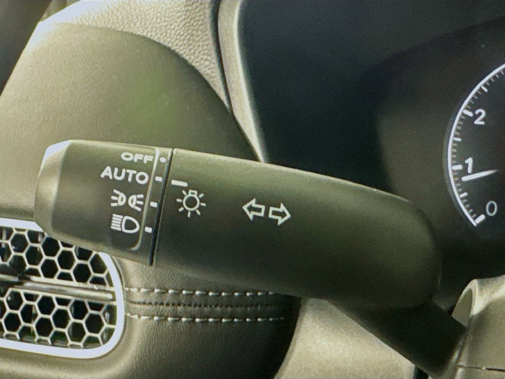 New 2027 Honda HR-V EX-L image 17