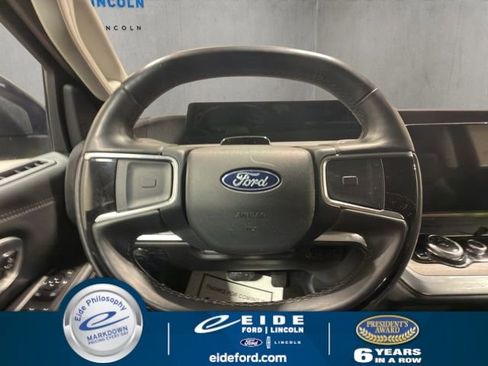 Used 2025 Ford Expedition Max Platinum image 14
