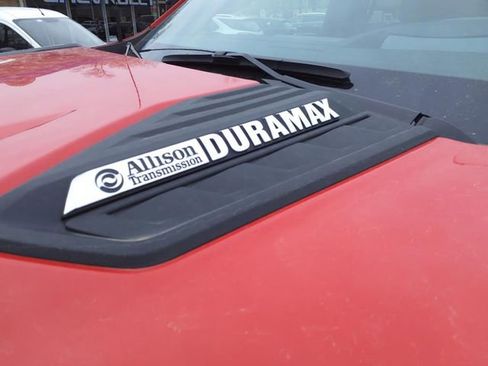 Used 2024 Chevrolet Silverado 2500 ZR2 w/ Technology Package image 15