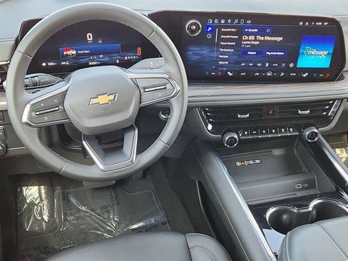 Used 2025 Chevrolet Tahoe LT image 12