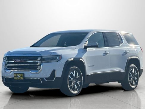 Used 2023 GMC Acadia SLE image 9