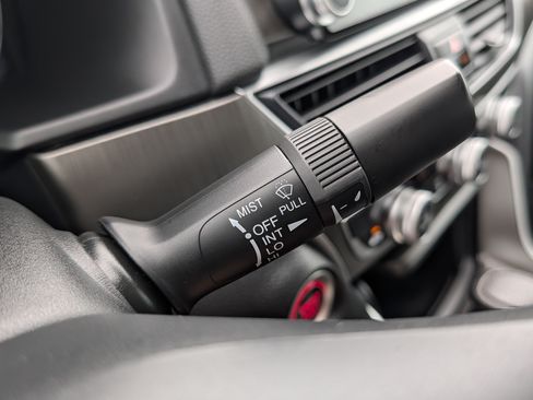 Used 2022 Honda Accord LX image 28