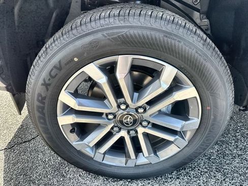 New 2026 Toyota 4Runner Limited image 19