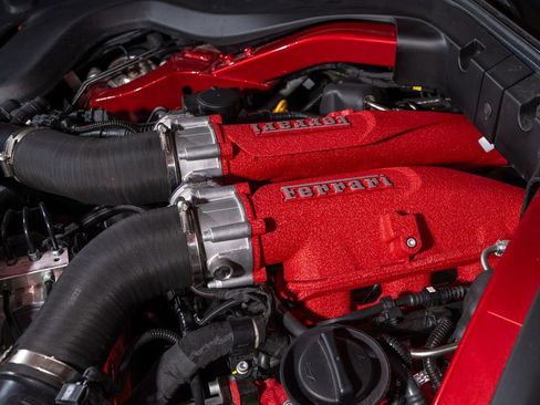 Certified 2022 Ferrari Portofino M RWD image 36