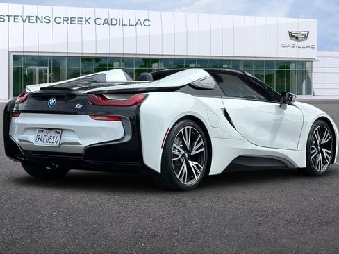Used 2019 BMW i8 Roadster AWD/4WD image 3