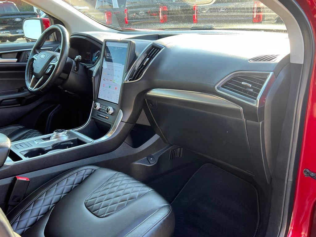 Used 2023 Ford Edge Titanium AWD/4WD image 21
