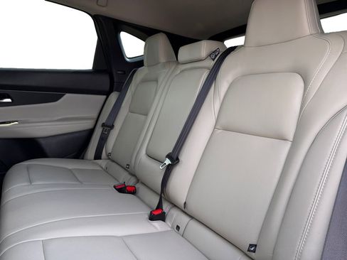 Certified 2025 Nissan Murano SV image 14