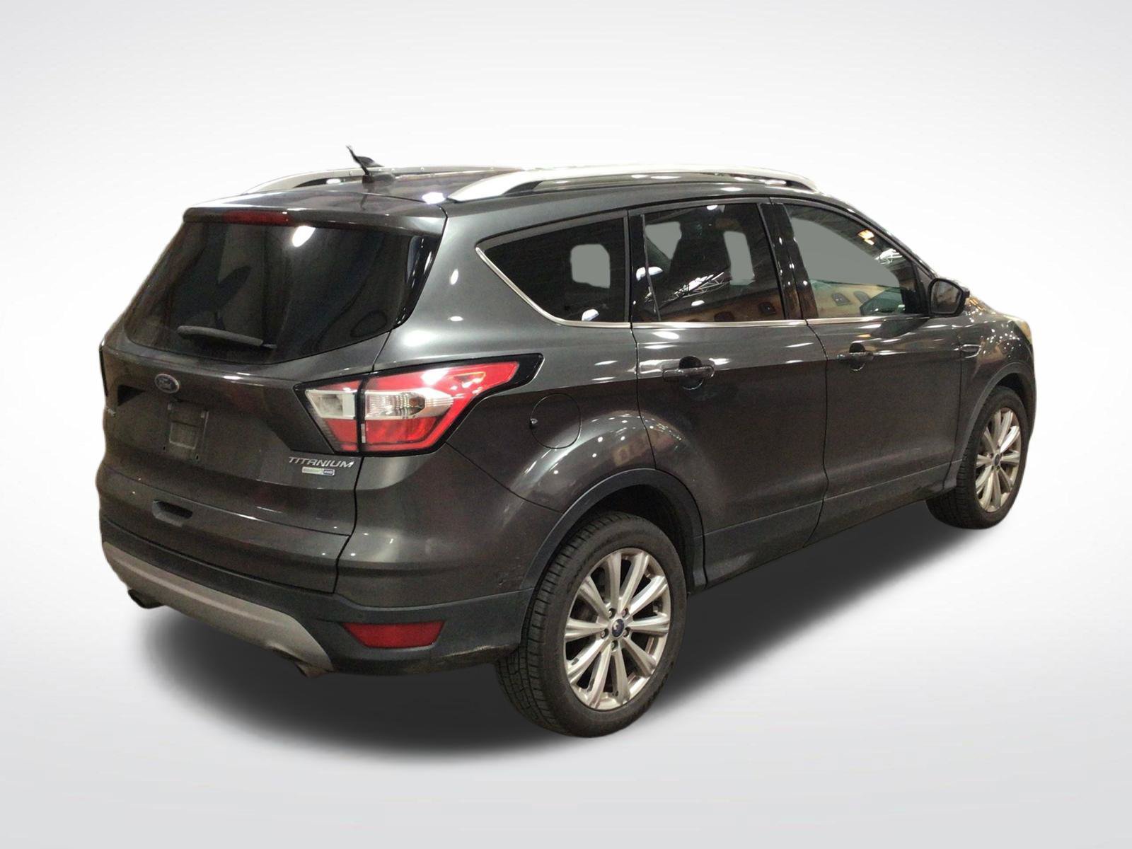 Used 2017 Ford Escape Titanium AWD/4WD image 3