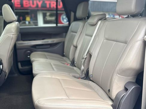Used 2021 Ford Expedition Max XLT AWD/4WD image 17