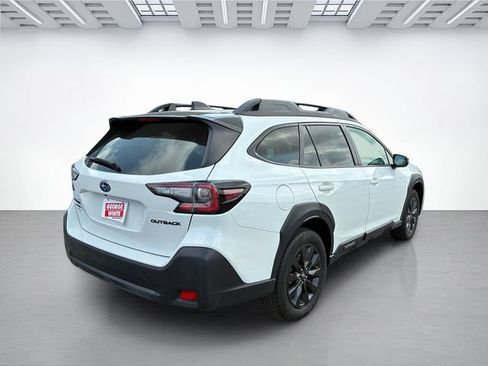 Used 2025 Subaru Outback Onyx Edition AWD/4WD image 4