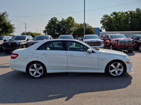 Used 2012 Mercedes-Benz E 350 Sedan image 2