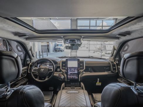 Used 2026 RAM 1500 Tungsten AWD/4WD image 27