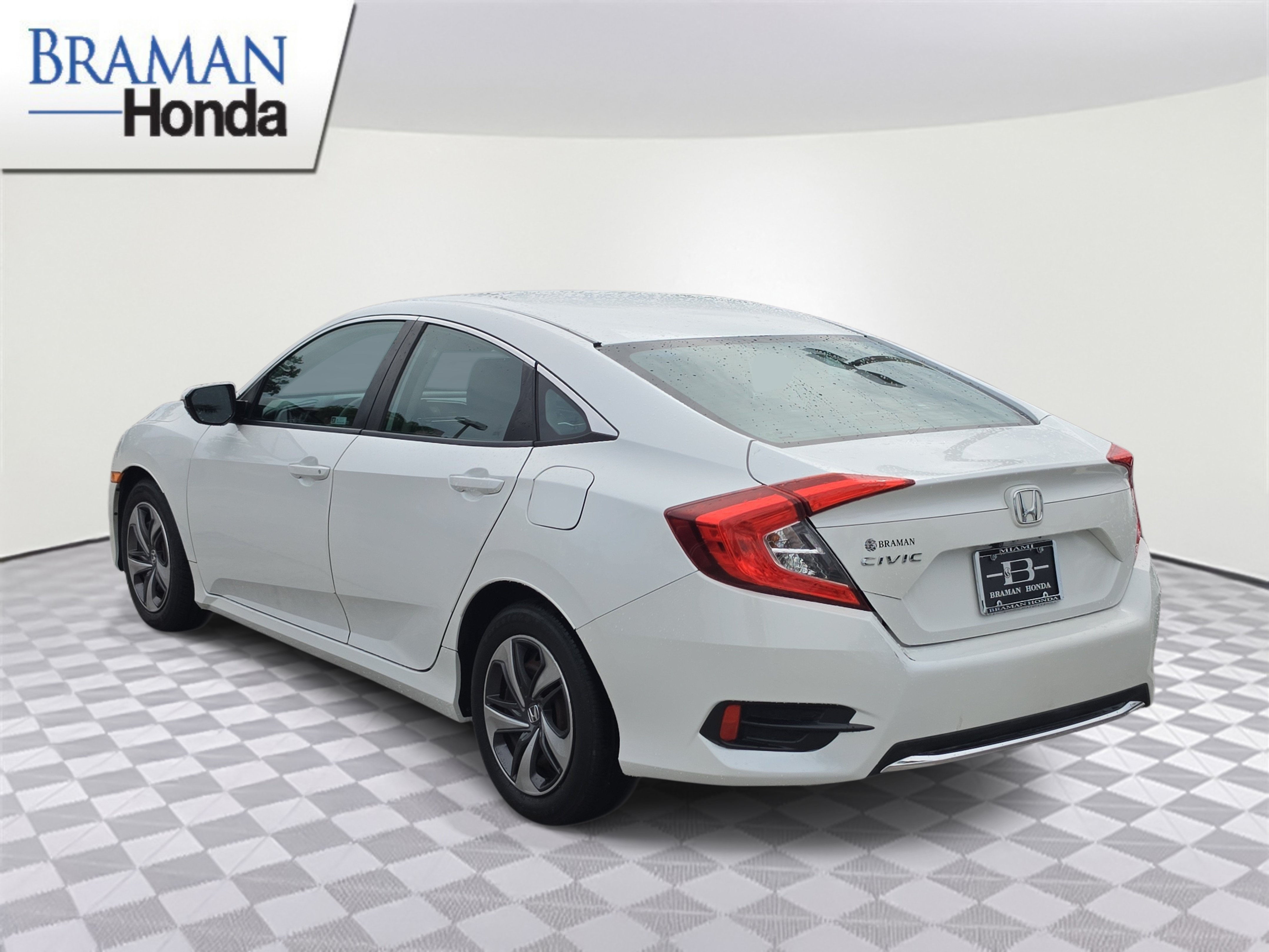 Certified 2020 Honda Civic LX image 4