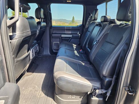 Used 2019 Ford F150 Raptor image 9