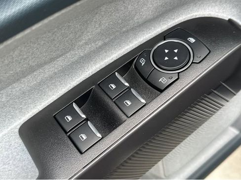 New 2026 Ford Maverick XLT image 36