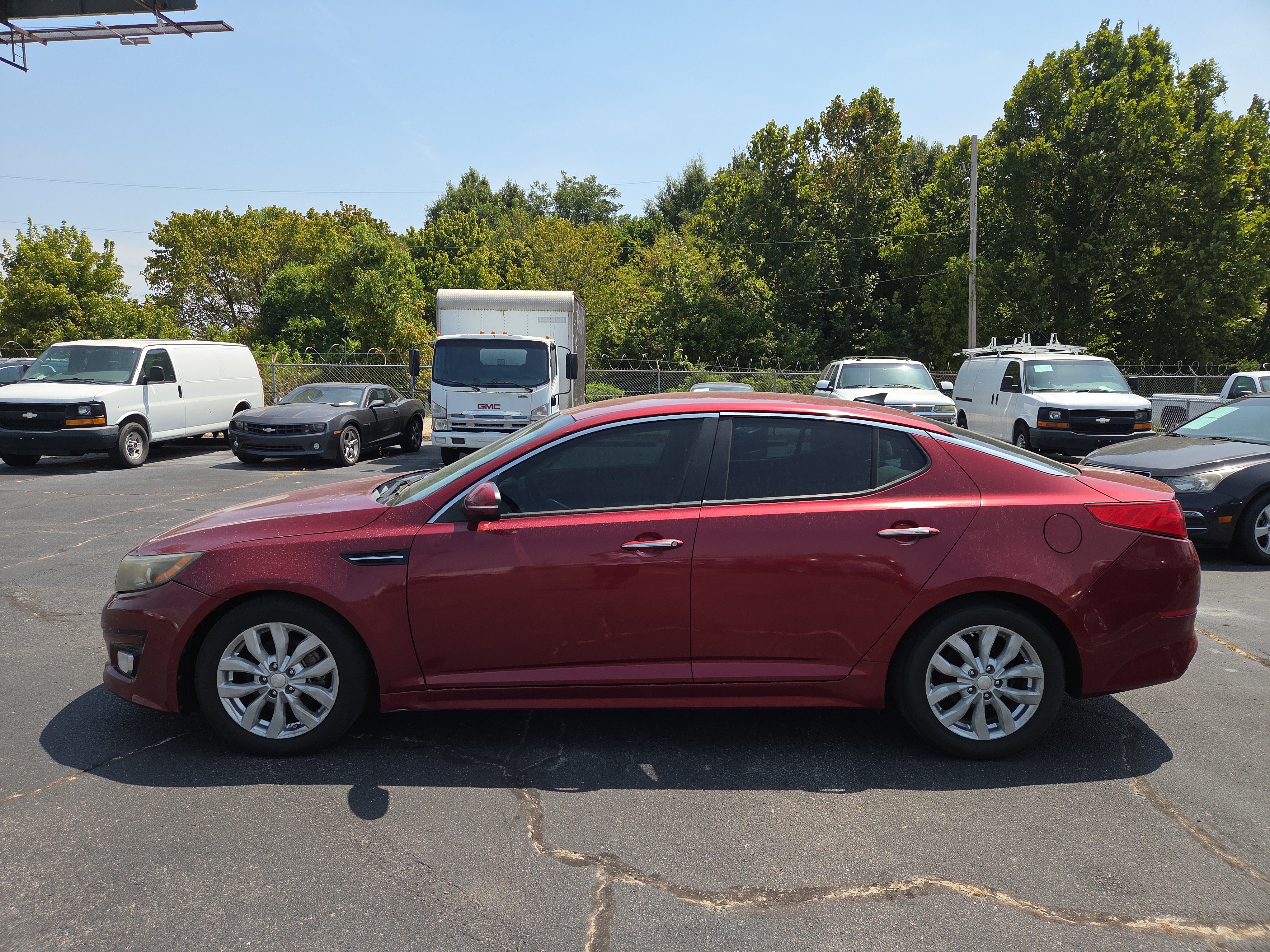 Used 2015 Kia Optima LX FWD image 2