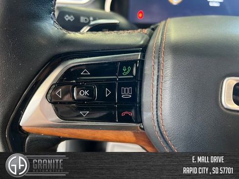 Used 2021 Jeep Grand Cherokee L Summit AWD/4WD image 32