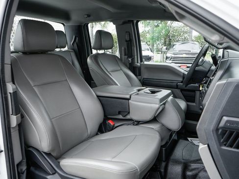 Used 2022 Ford F350 XL w/ Power Equipment Group image 35