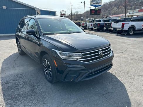 Used 2022 Volkswagen Tiguan S image 4