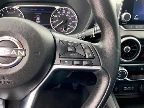 Used 2024 Nissan Sentra SV FWD image 22