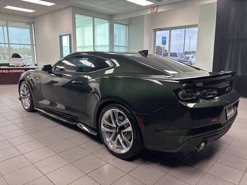 Used 2020 Chevrolet Camaro LT w/ RS Package RWD image 5