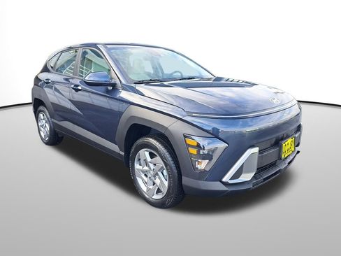New 2026 Hyundai Kona SE image 8