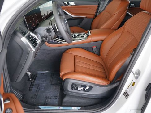 New 2026 BMW X7 xDrive40i w/ M Sport Package image 9