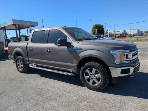 Used 2018 Ford F150 XLT w/ Equipment Group 301A Mid image 2