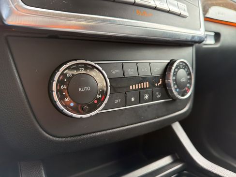 Used 2012 Mercedes-Benz ML 350 4MATIC image 15