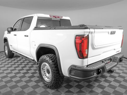 Used 2023 GMC Sierra 1500 AT4X w/ AT4X AEV Edition AWD/4WD image 9