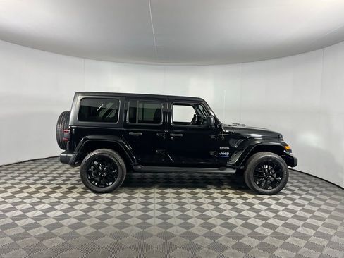 Used 2023 Jeep Wrangler Unlimited Sahara w/ Cold Weather Group image 4