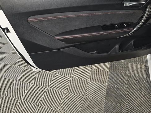 Used 2020 BMW M2 CS RWD image 9