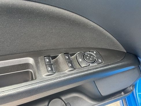 Used 2020 Ford Fusion SE AWD/4WD image 18