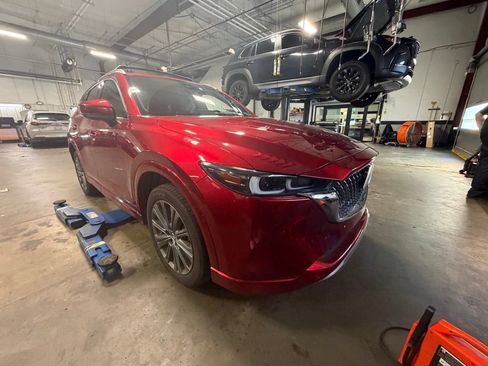 Used 2024 MAZDA CX-5 Signature AWD/4WD image 11