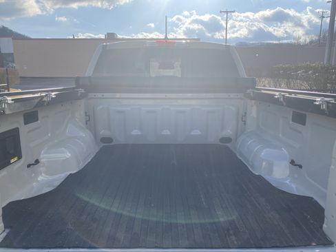 Used 2025 Ford Ranger XLT w/ FX4 Off-Road Package image 31