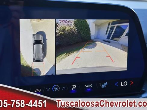 New 2026 Chevrolet Traverse LT w/ Driver Confidence Package image 30