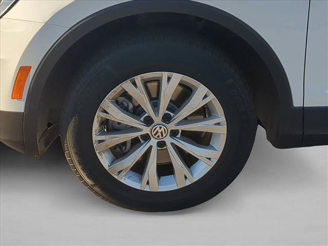 Used 2020 Volkswagen Tiguan S FWD image 23