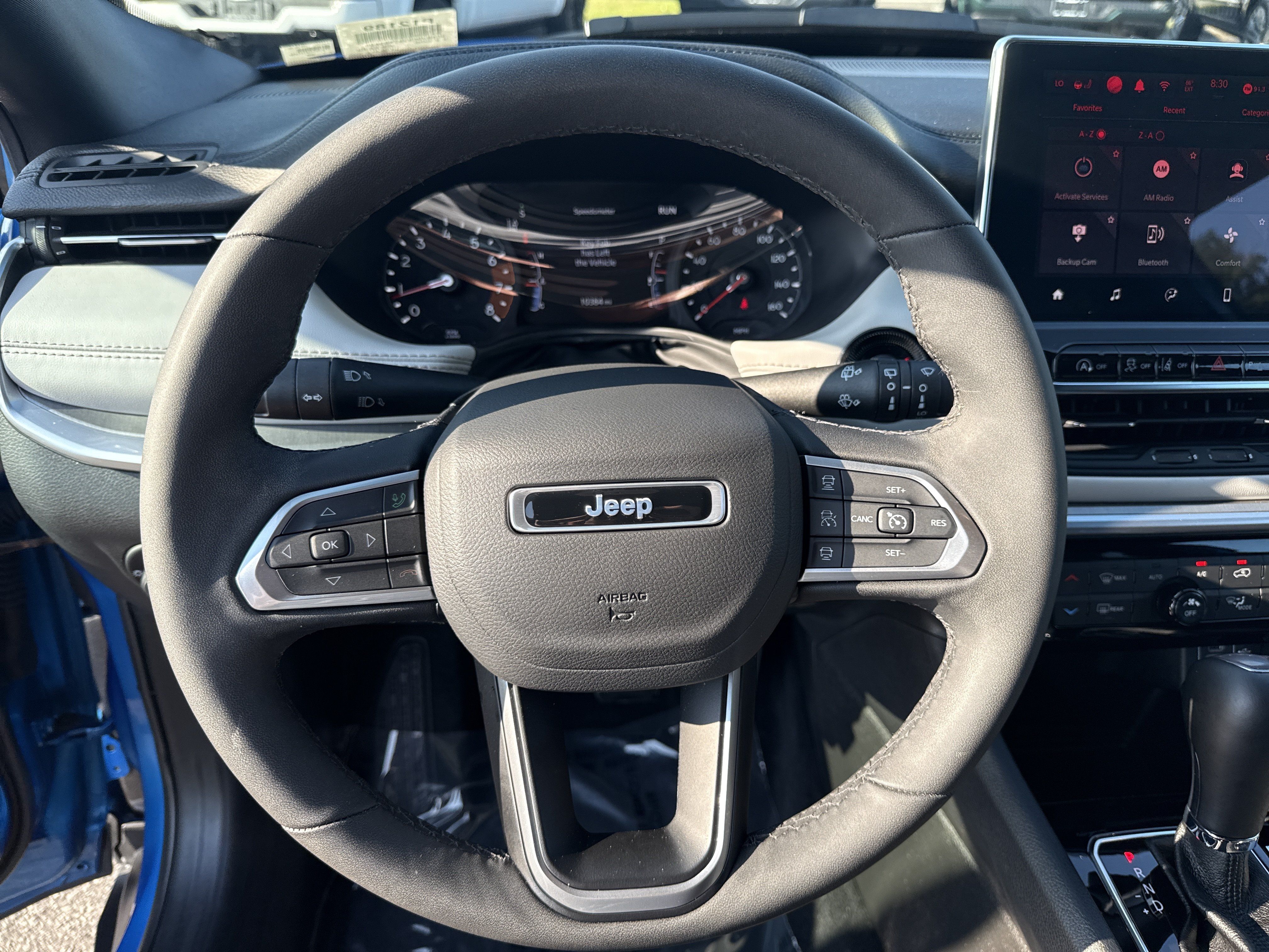 Used 2025 Jeep Compass Limited AWD/4WD image 8