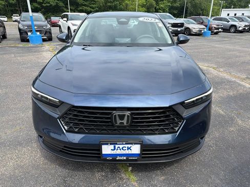 Used 2023 Honda Accord EX image 2