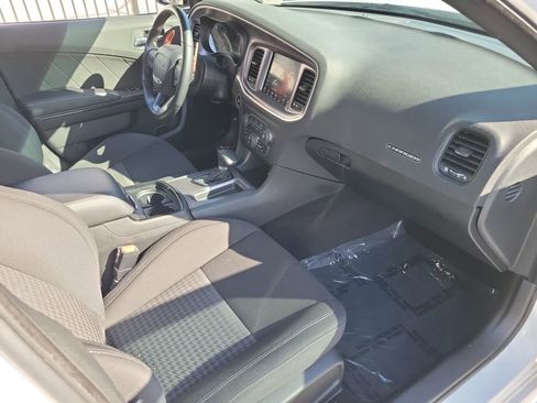 Used 2019 Dodge Charger R/T w/ Blacktop Package image 20