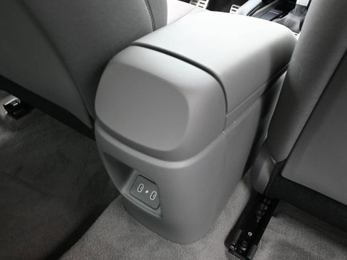 Certified 2025 Hyundai Elantra Sport image 14