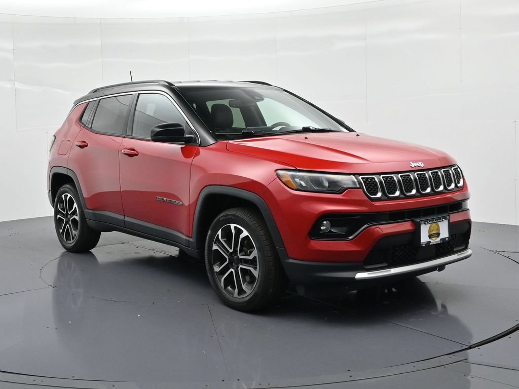 Used 2023 Jeep Compass Limited AWD/4WD image 4
